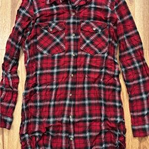 H&M Women's Red Plaid Button Down Shirt